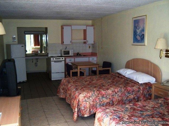 Clearwater Inn Safety Harbor Room photo